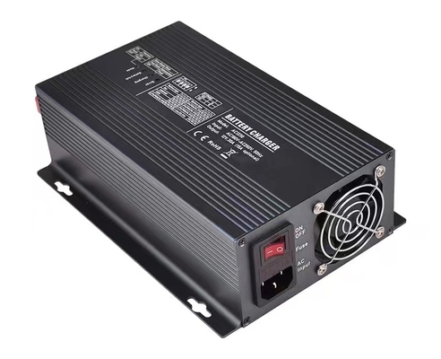 リチウム鉄の隣酸塩電池のための12V 30A Lifepo4の充電器AC DCの充電器