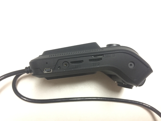 Gセンサー2.7のインチLCDのループ録音で造られるを用いる軽量4G WiFi Dashcam