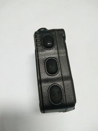 身につけられる警官ボディ カメラ