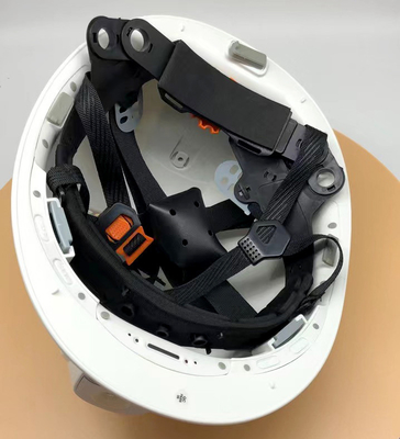 電源 12V または 5V 4G GPS 安全ヘルメット カメラ 内蔵 4000mAh バッテリーと調整可能なモード