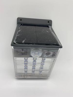 WIFIの動きの探偵ライト カメラWIFI PIR LEDの裏庭ライト カメラ1080P