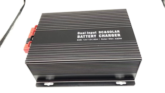 二重によって入れられる太陽電池の充電器のコントローラー12V B2B 60A MPPT 30A