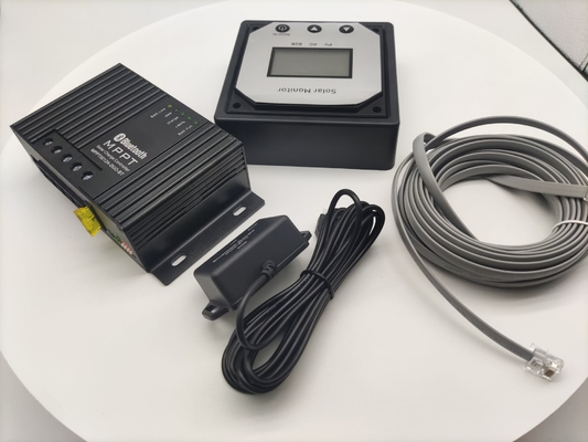 50V RVsのキャラバンのボートのための最高25A二重電池MPPT充満コントローラーの効率99.8%